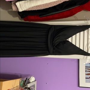 Adriana pappel black gown